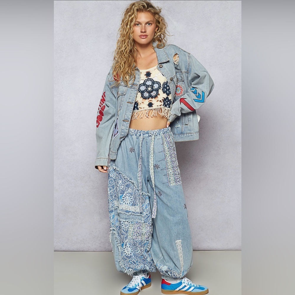 POL SMJ408 HOST PICK 🎉🎉🎉Denim Jacket with Colorful Patches - Picture 5 of 10